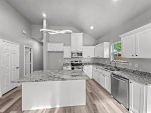 MLS #20940095 img 0