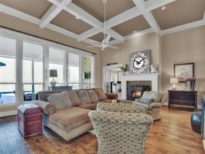 MLS #20942380 img 0