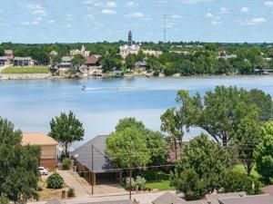 MLS #20942433 img 0