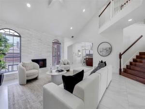 MLS #20944358 img 0
