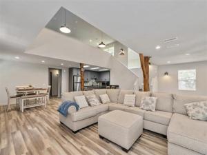 MLS #20951159 img 0
