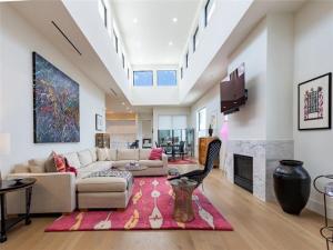 MLS #20955523 img 0