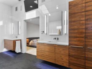 MLS #20963857 img 0