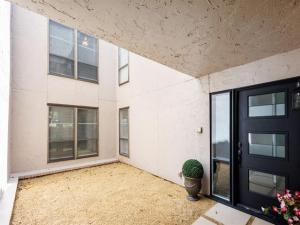 MLS #20973558 img 0
