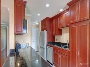 MLS #NWM2045905 img 0