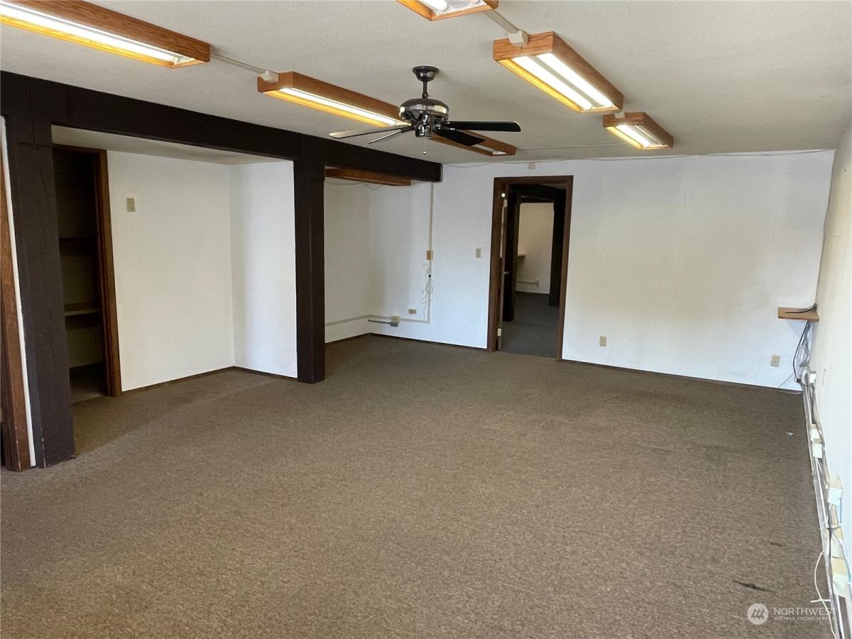 MLS #NWM2182774 img 2