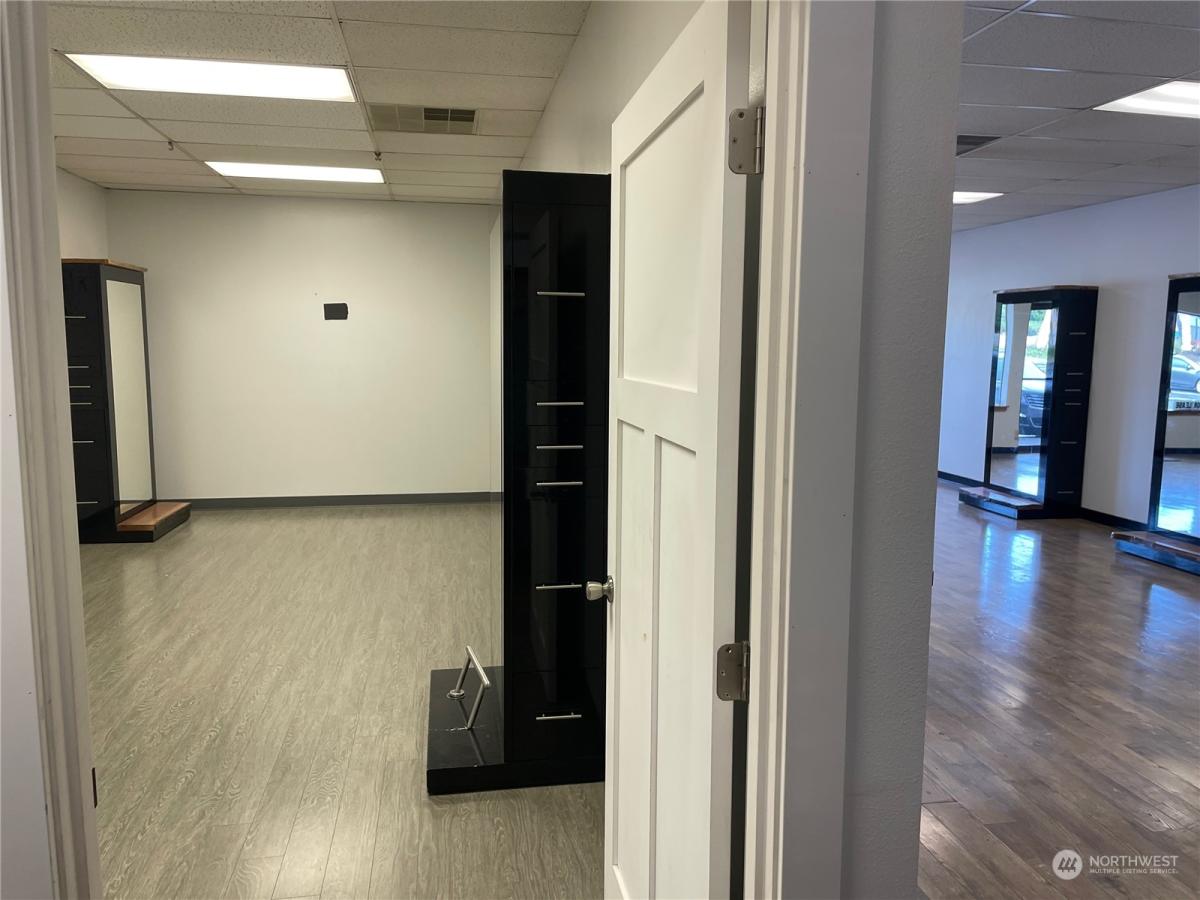 MLS #NWM2182966 img 6