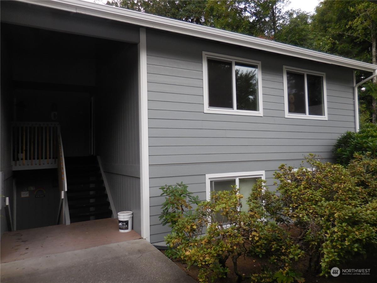 MLS #NWM2255873 img 0