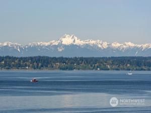 MLS #NWM2256970 img 0