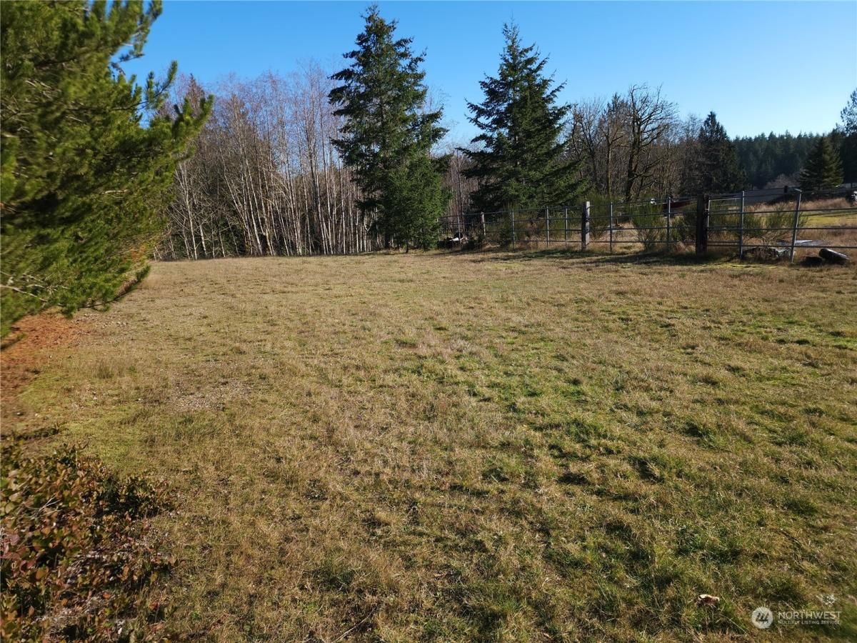 MLS #NWM2299882 img 0