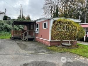 MLS #NWM2302810 img 0