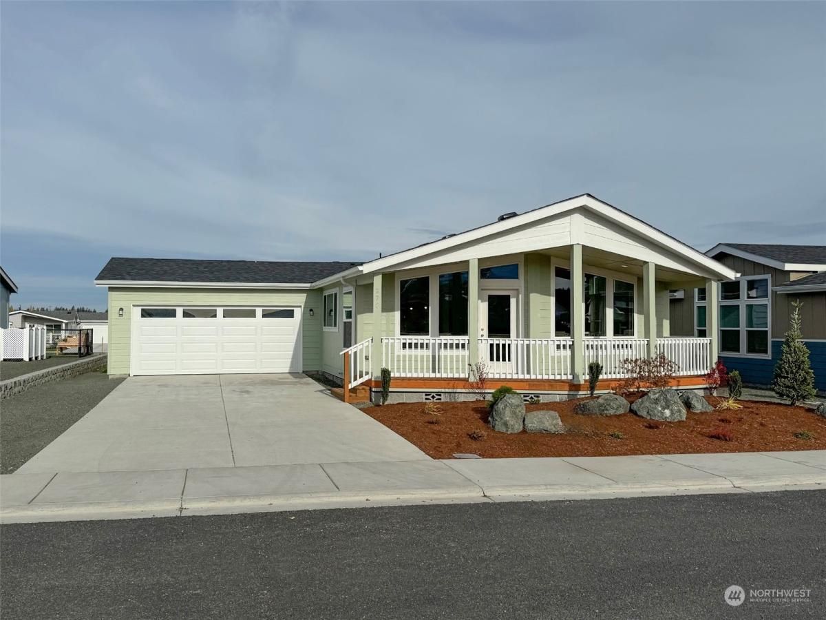 MLS #NWM2309689 img 0