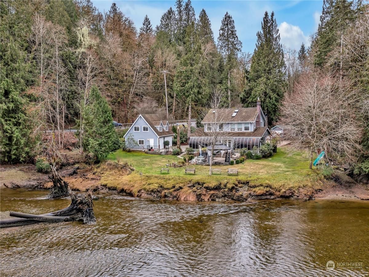 MLS #NWM2314845 img 0