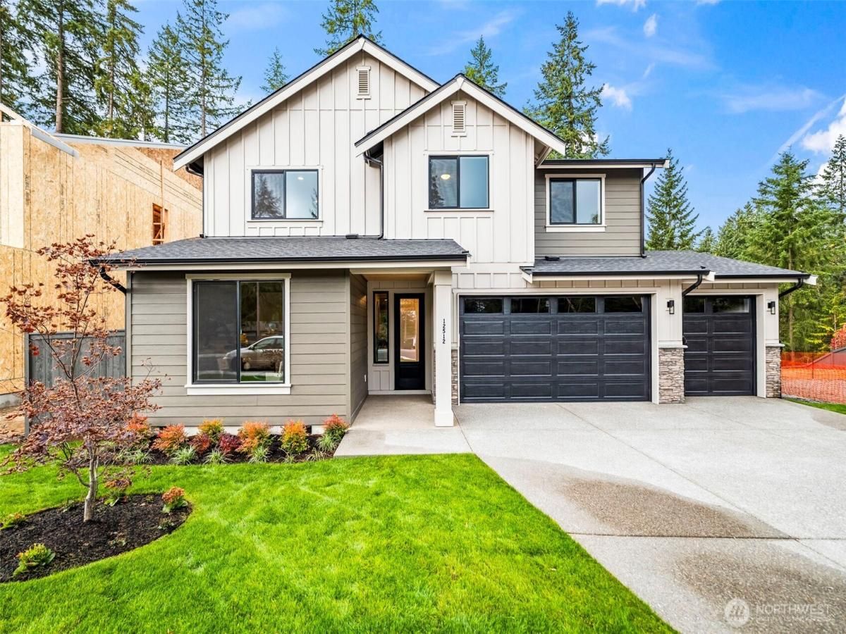 MLS #NWM2324982 img 0