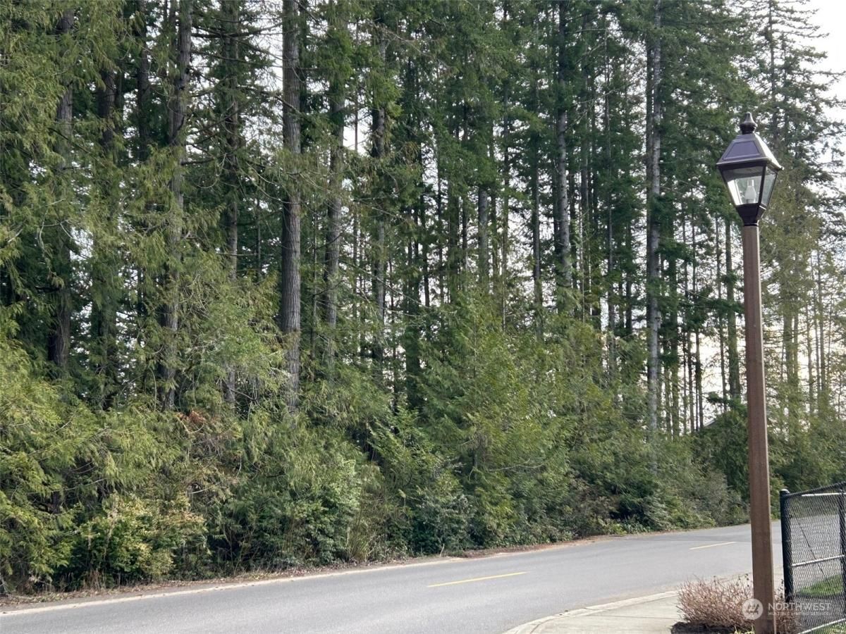 MLS #NWM2325543 img 0