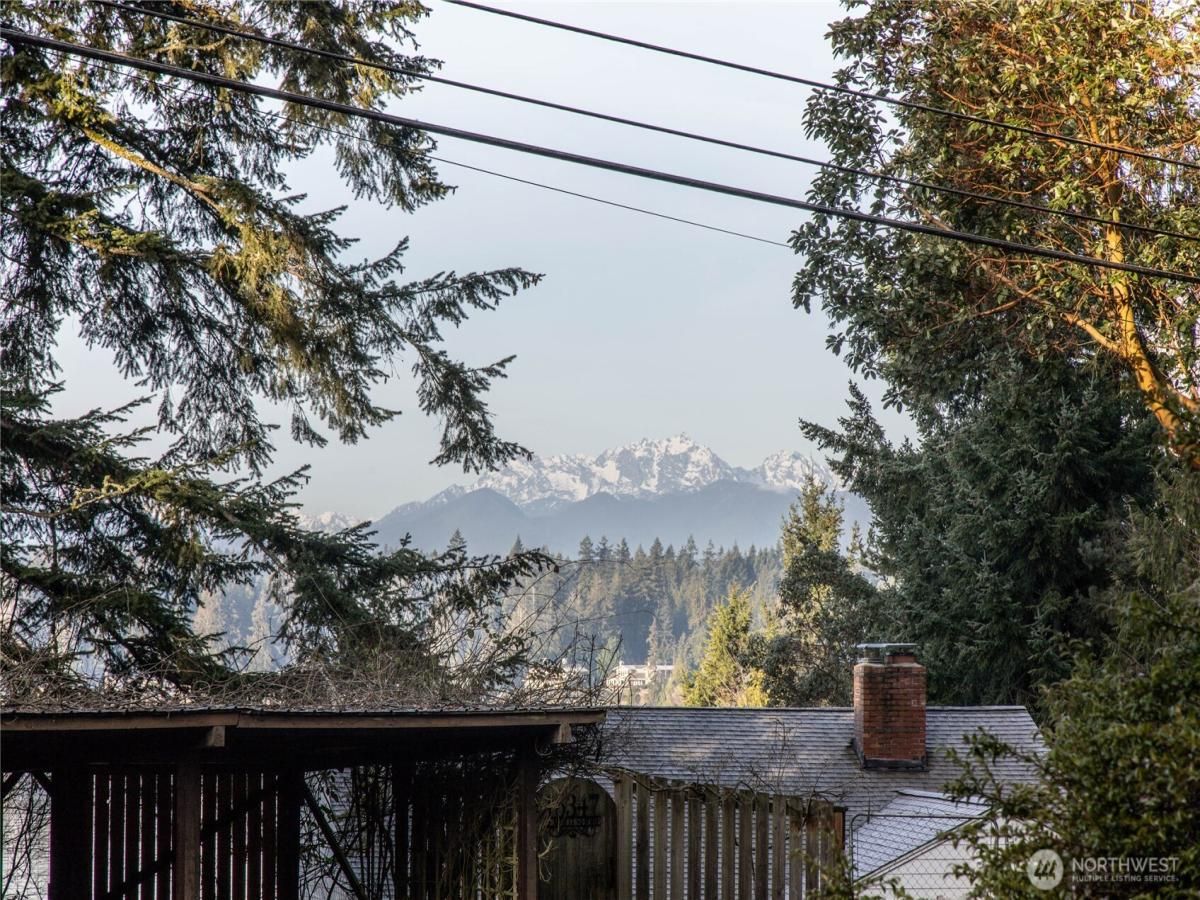 MLS #NWM2344190 img 0