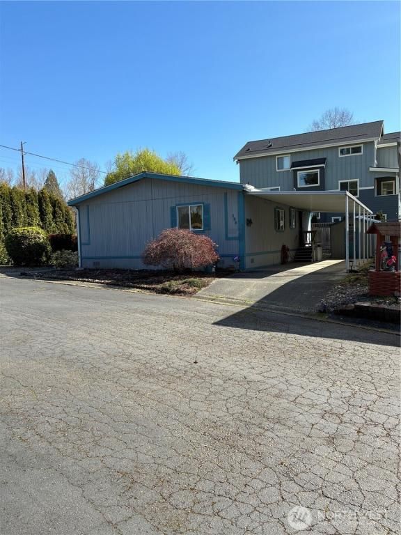 MLS #NWM2354506 img 0