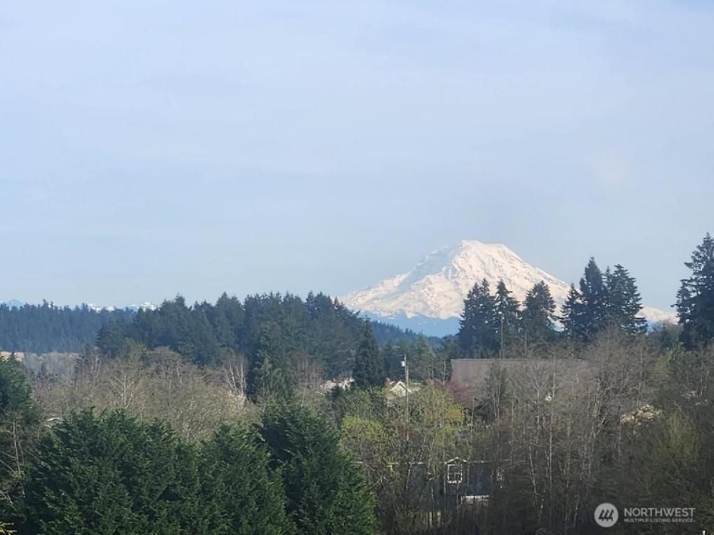 MLS #NWM2355992 img 0