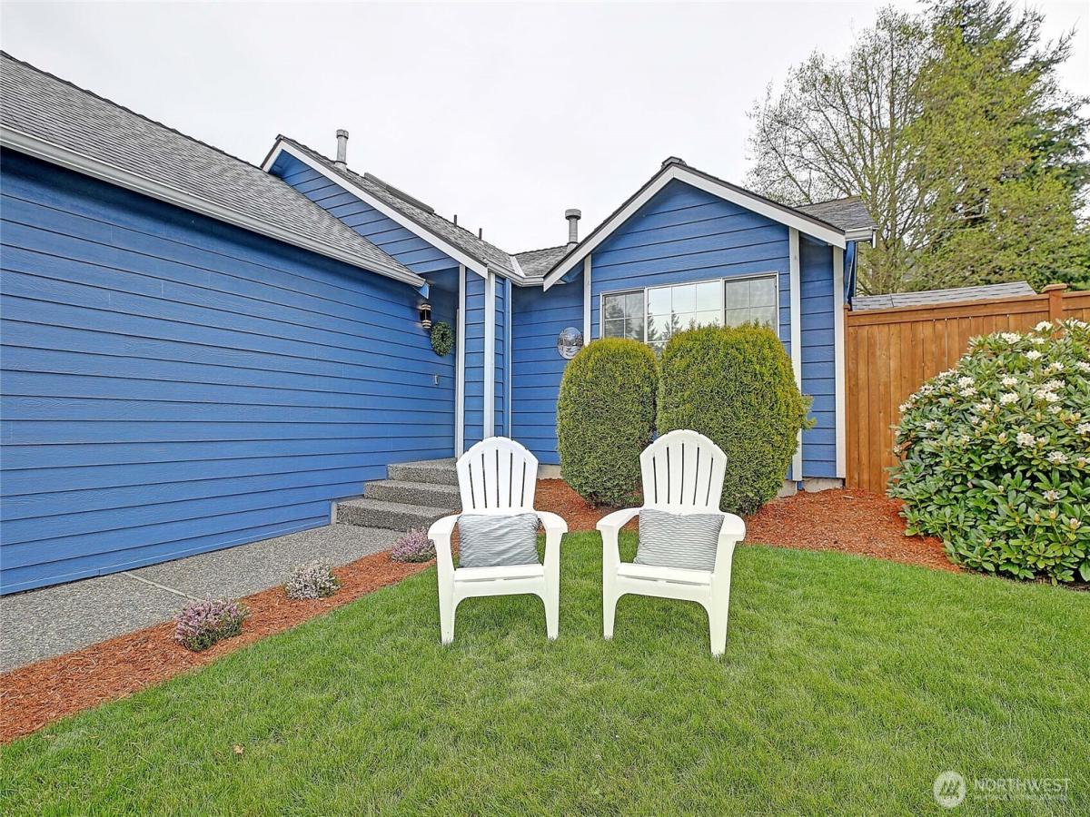MLS #NWM2357130 img 0