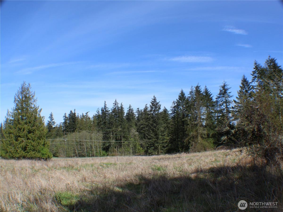 MLS #NWM2359634 img 0