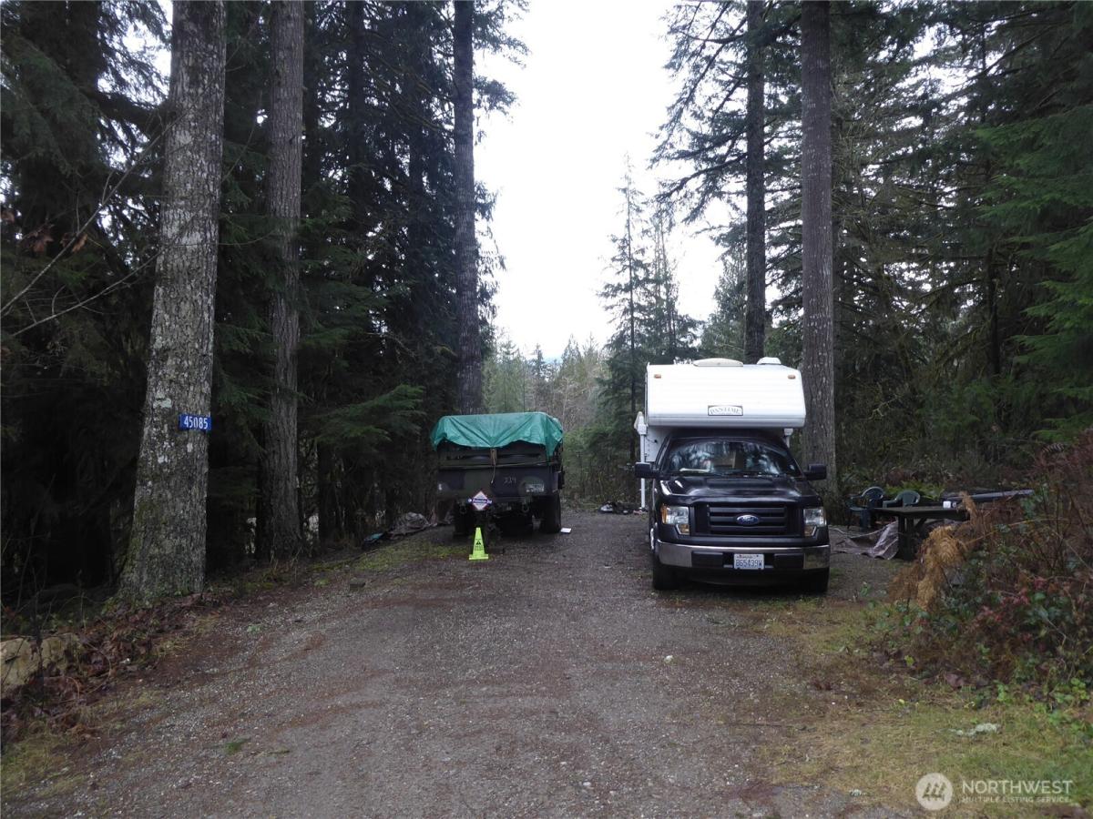 MLS #NWM2360405 img 0