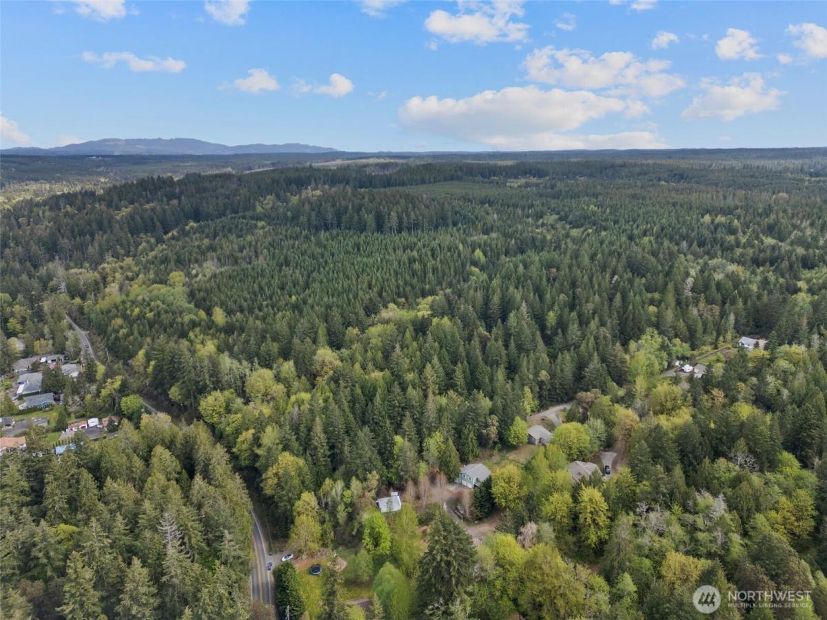 MLS #NWM2363126 img 0