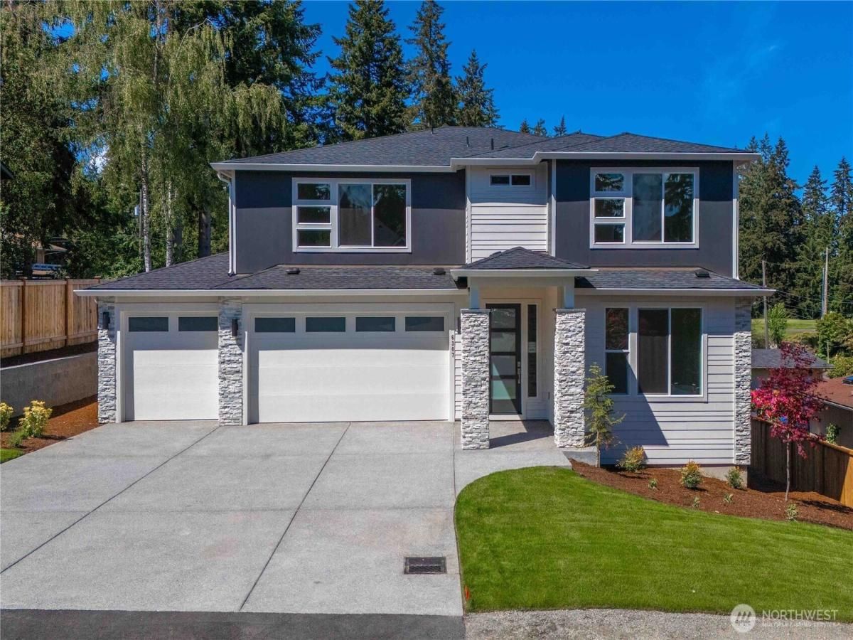 MLS #NWM2366295 img 0