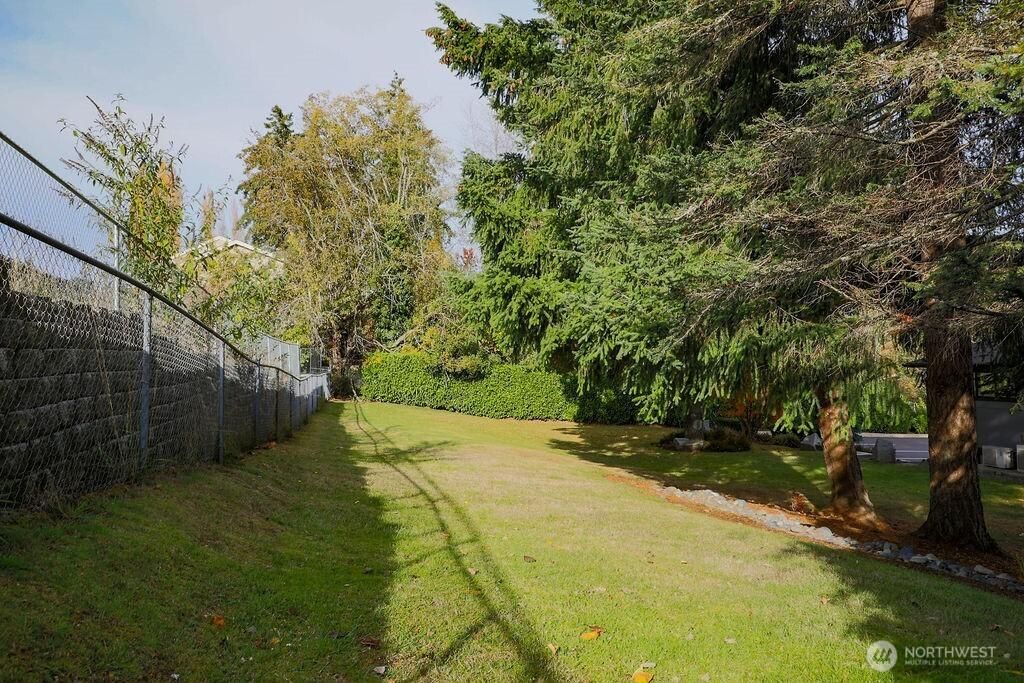 MLS #NWM2371928 img 0