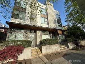MLS #NWM2375682 img 0