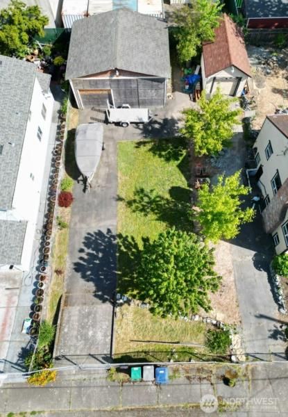 MLS #NWM2381482 img 0