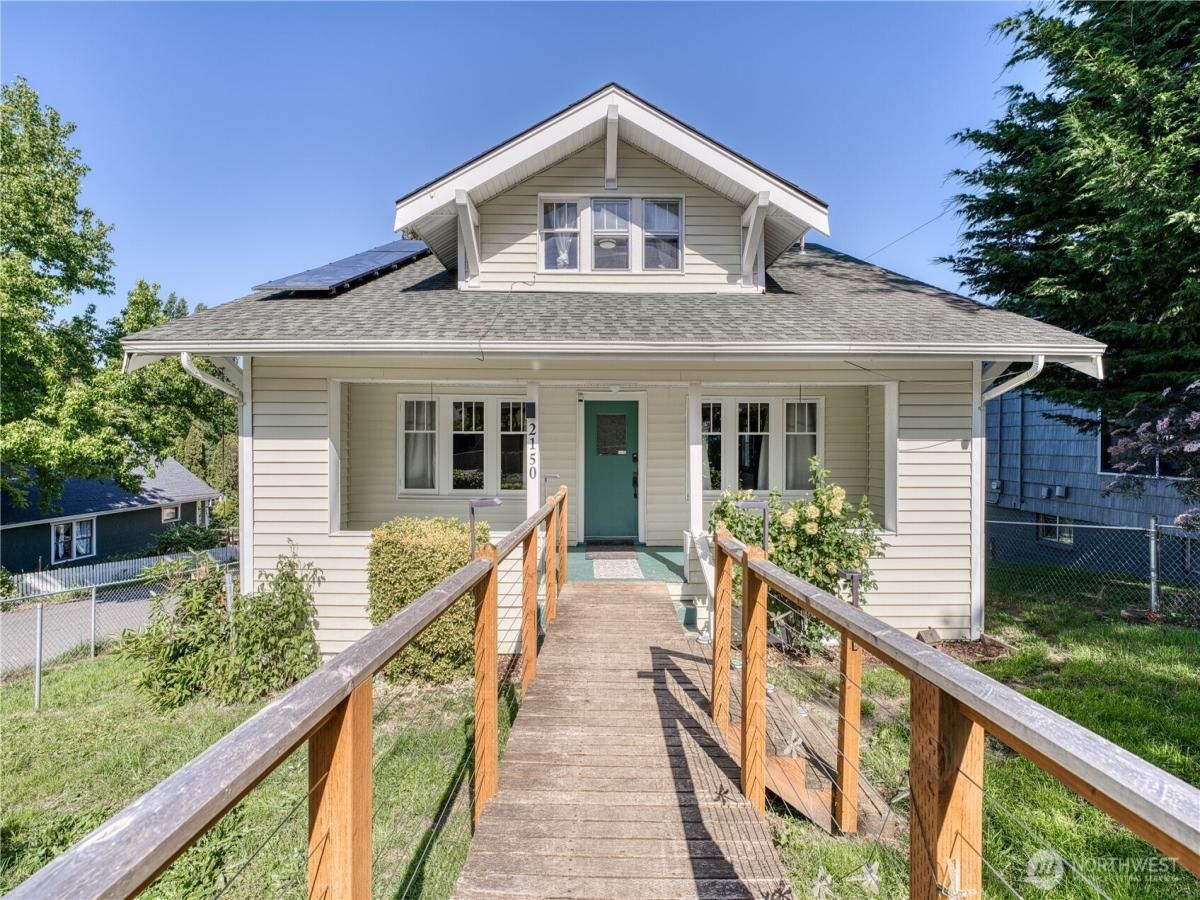 MLS #NWM2382660 img 0