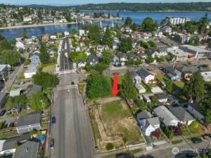 MLS #NWM2385944 img 0