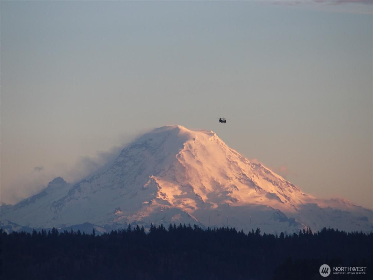 MLS #NWM2391277 img 0