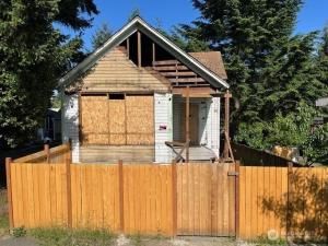 MLS #NWM2392523 img 0