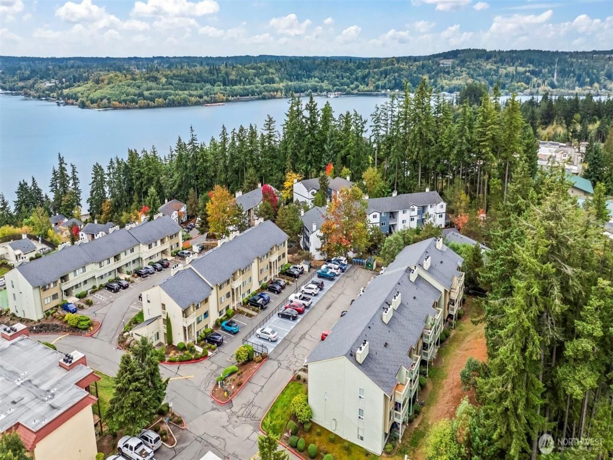 MLS #NWM2394438 img 0