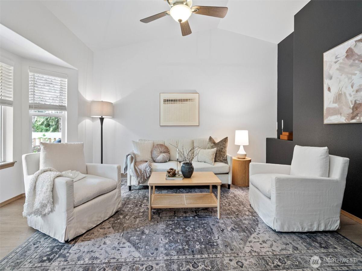 MLS #NWM2394449 img 0