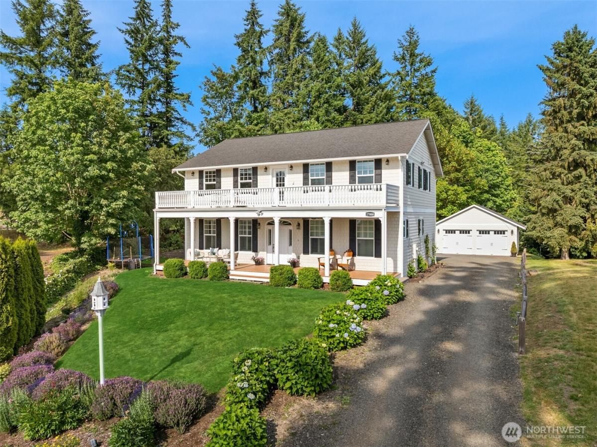 MLS #NWM2397543 img 0