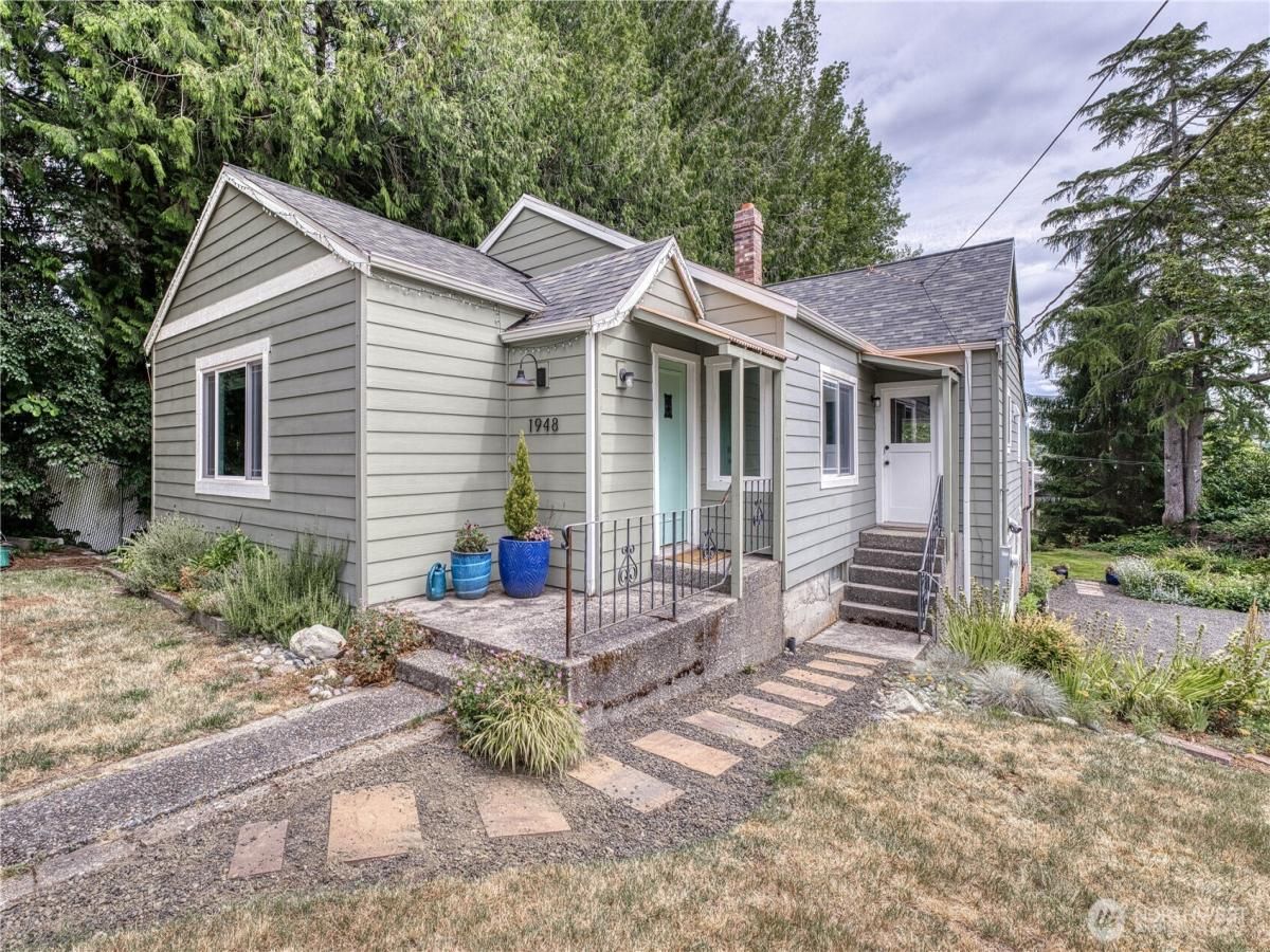 MLS #NWM2402170 img 0