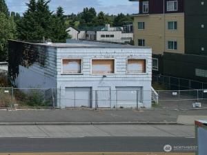 MLS #NWM2411088 img 0