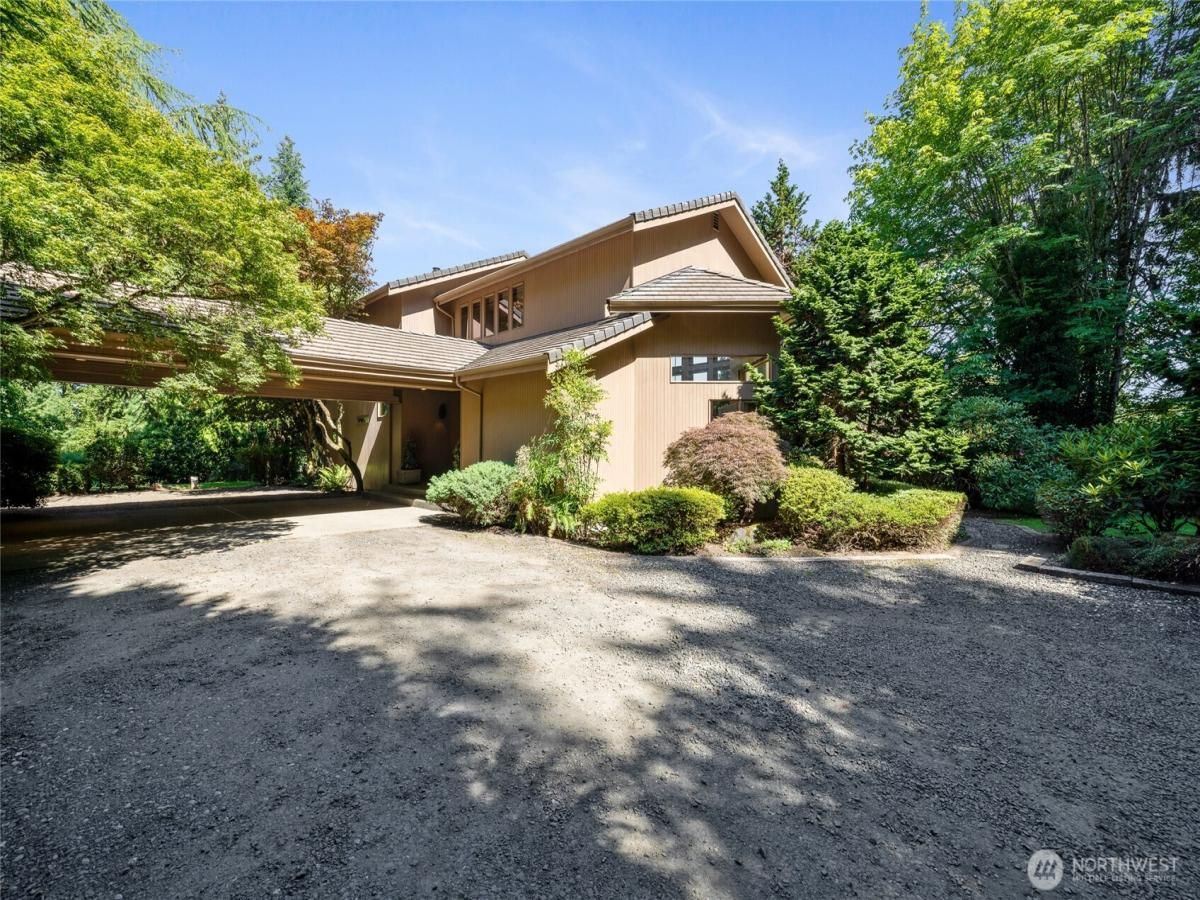 MLS #NWM2411468 img 0