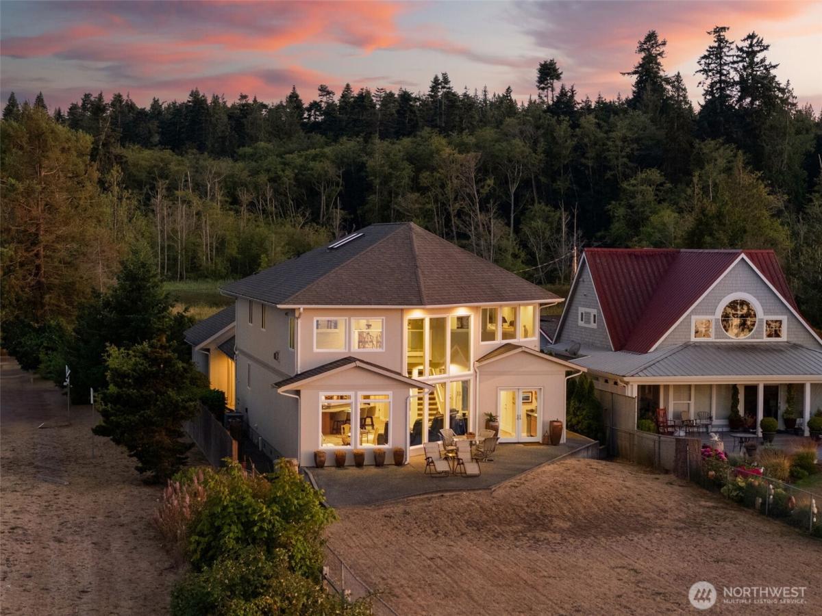 MLS #NWM2415226 img 0