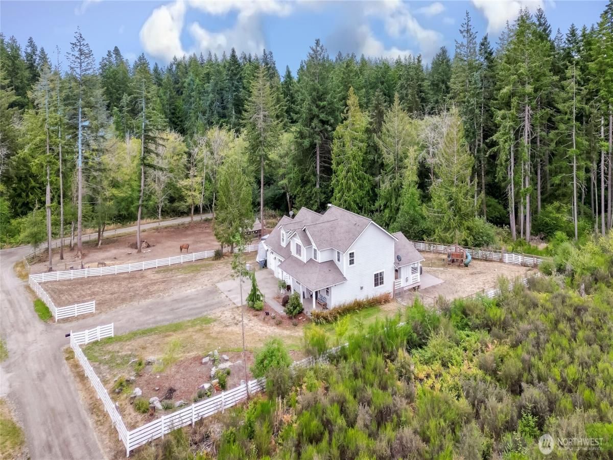 MLS #NWM2418060 img 0