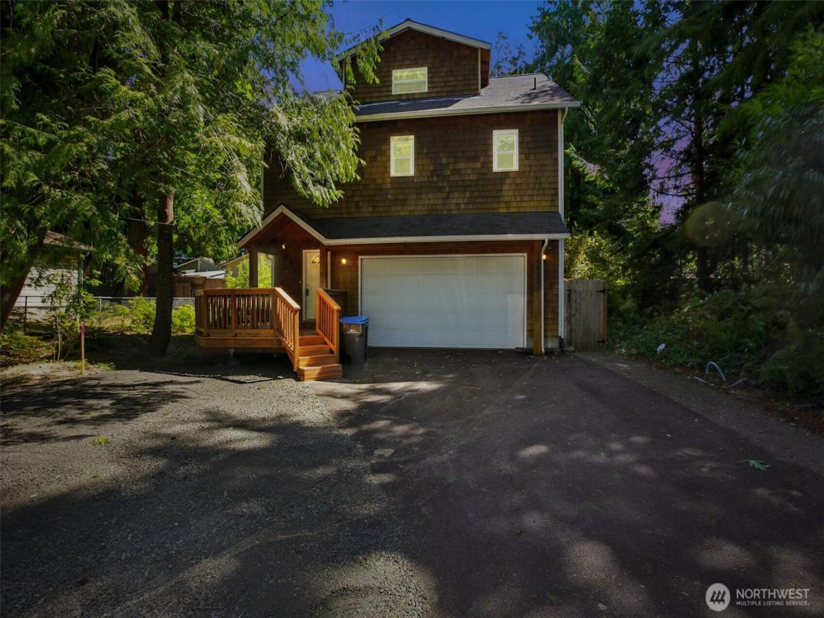 MLS #NWM2421430 img 0