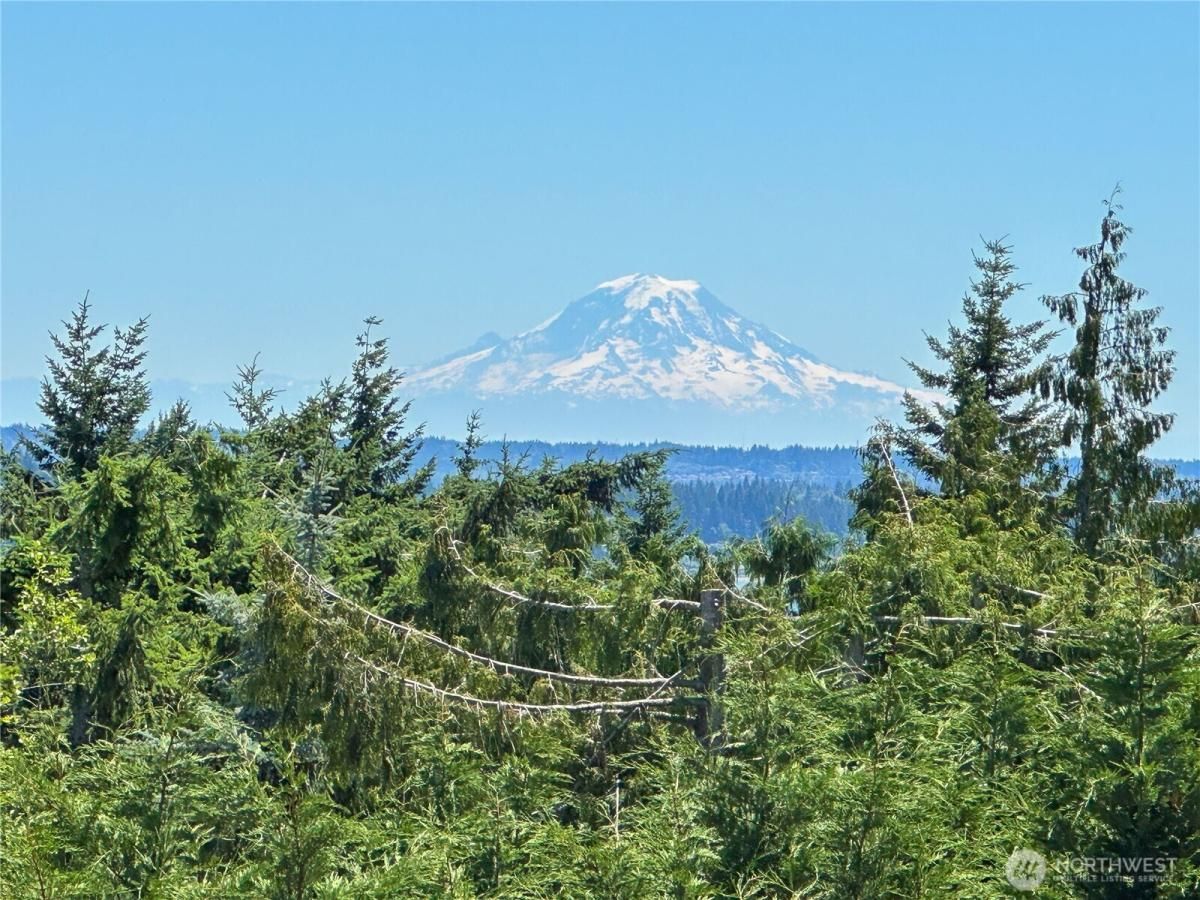 MLS #NWM2421718 img 0