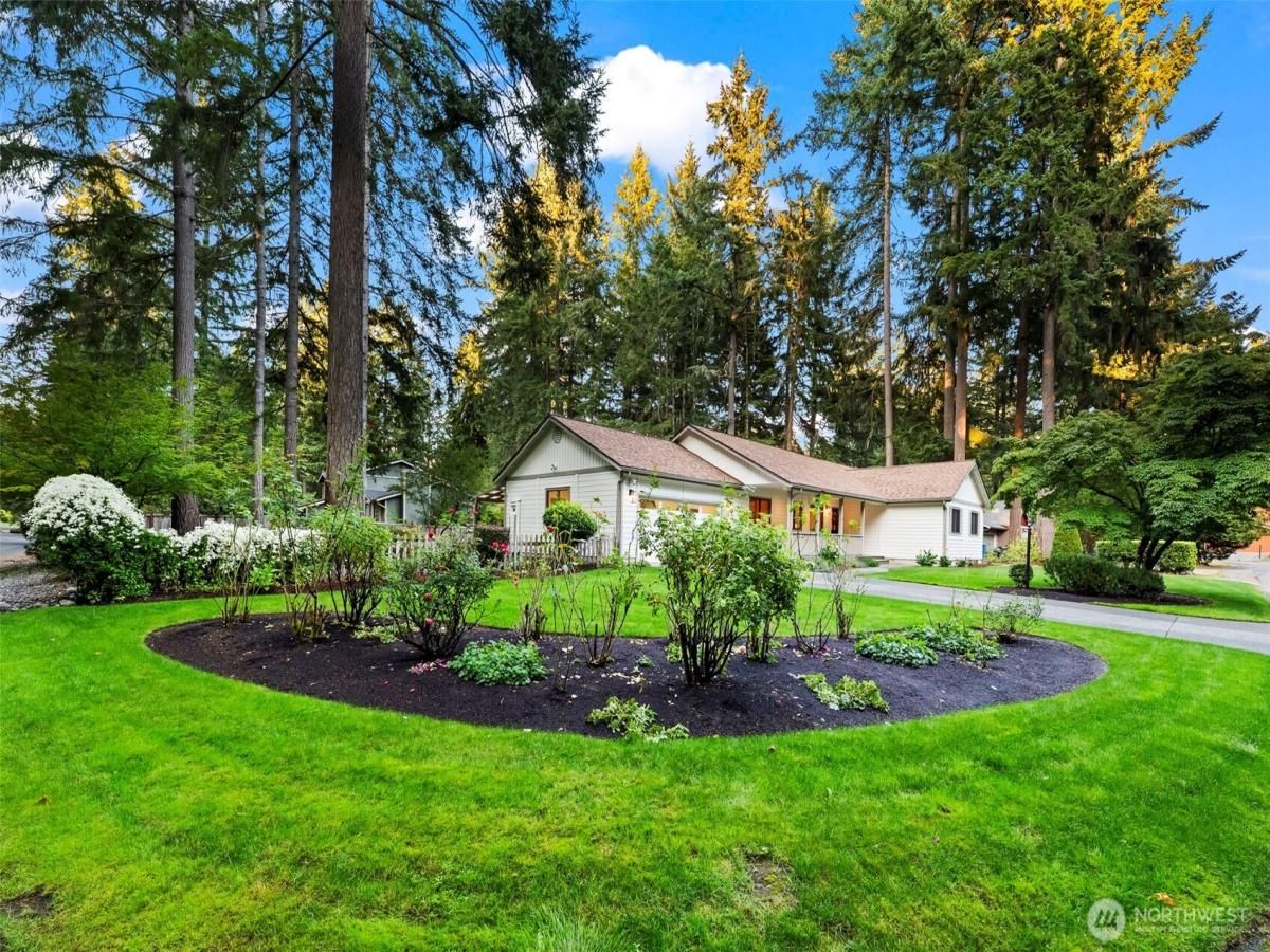 MLS #NWM2424904 img 0