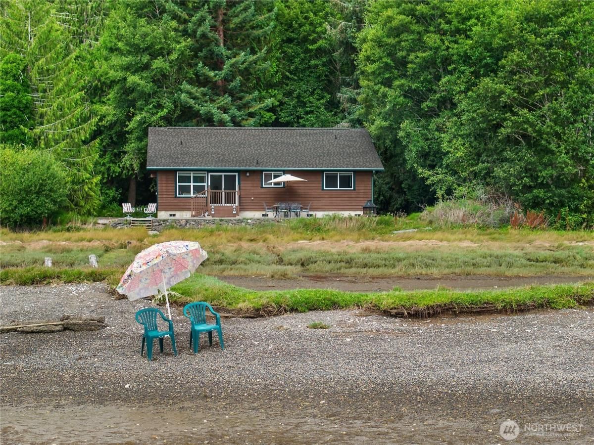 MLS #NWM2426126 img 0