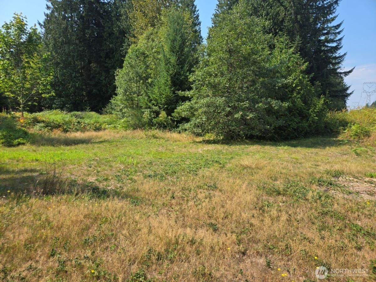 MLS #NWM2426448 img 0