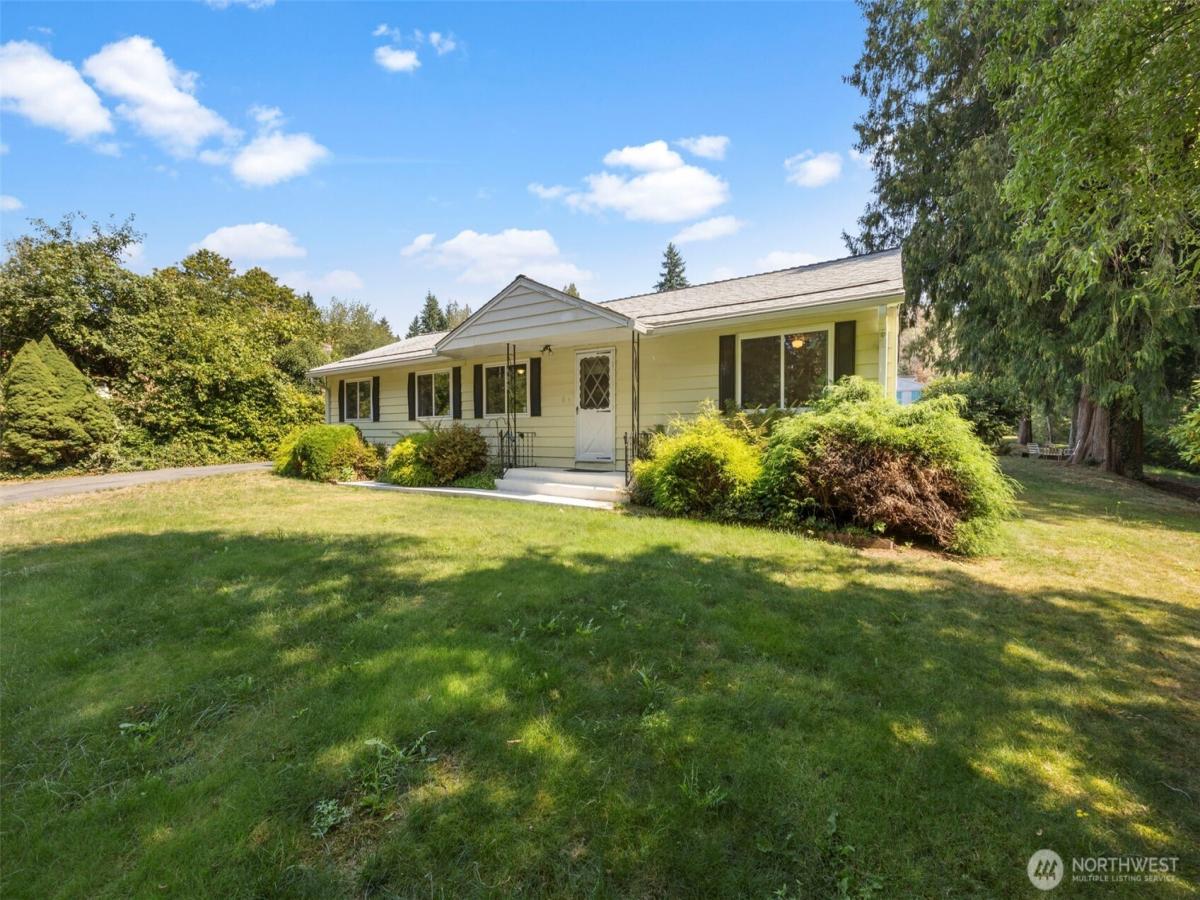 MLS #NWM2427333 img 0