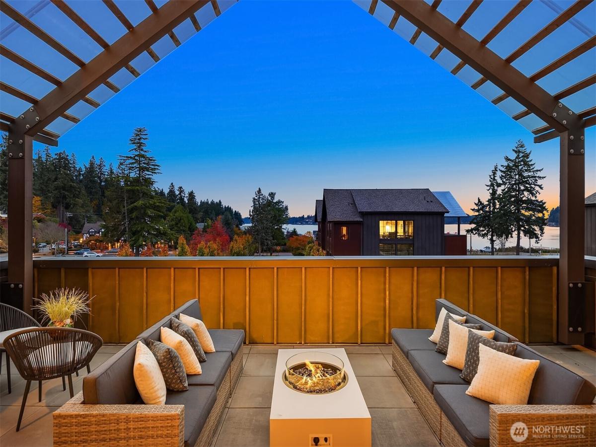 MLS #NWM2427918 img 0