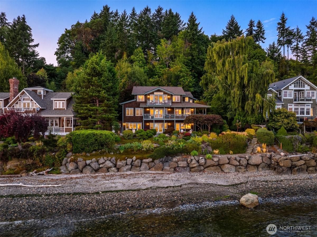 MLS #NWM2428222 img 0